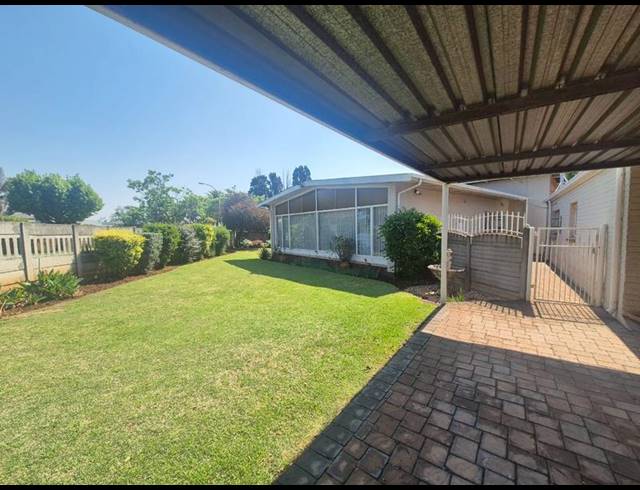 3 BEDROOM PROPERTY TO RENT IN BRENTHURST